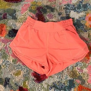 Lululemon High Rise Light Coral Hotty Hot Shorts 2.5" Size 6